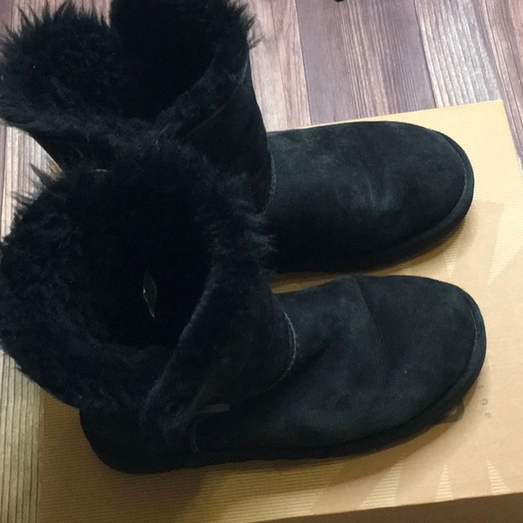 UGG Womens Bailey Button Boots in Black - Picture 9 of 9